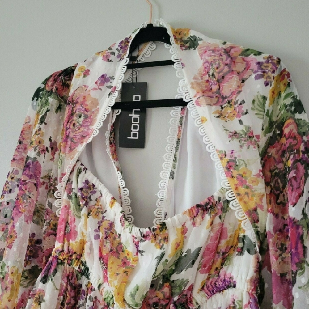 Boohoo Dobbi Skater Dress (12) - Picture 4 of 6